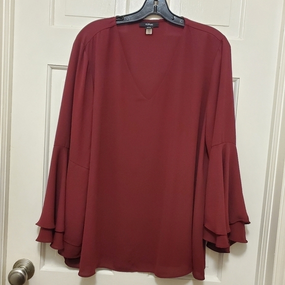 Alfani Burgundy Vneck Bell sleeve Blouse Size 16, Classic - Picture 5 of 9